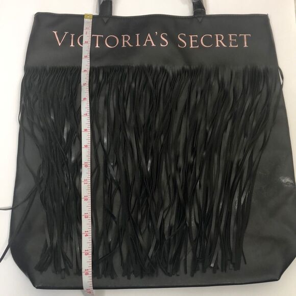 NEW Victoria’s Secret black fringe tote bag - Picture 7 of 8